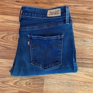 Mid Rise Skinny Levi’s Jeans